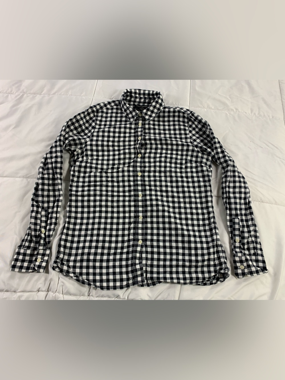 Pre loved BANANA REPUBLIC shirt mens size S